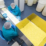 Redukcja hałasu w podajnikach wibracyjnych – osłony dźwiękochłonne i ich znaczenie